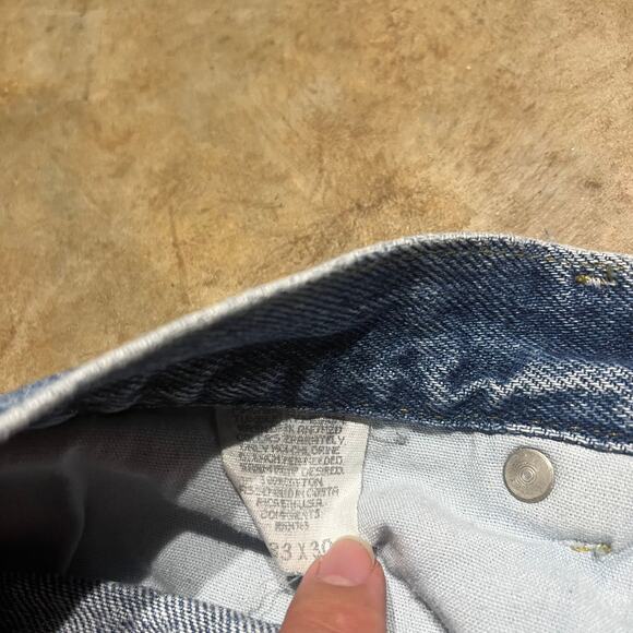 Vintage 90s Lee Light Wash Straight Jeans 31x30 - Picture 4 of 4